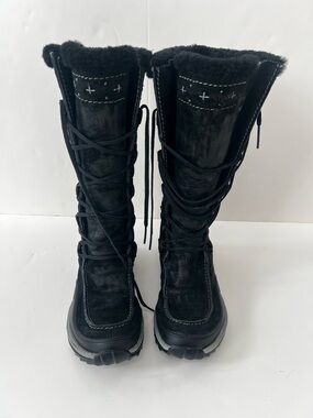 Caterpillar Women's Black Fur-Lined Lace-Up Winter Boots waterproof size 7